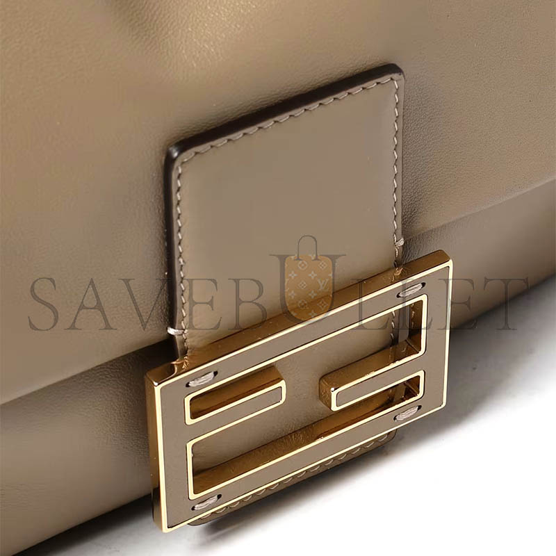 FENDI LARGE BAGUETTE 8BR833AQ0DF0E65 (31.5*22*12cm)